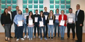 7200 Euro für super Leistungen: TUHH vergibt Jungheinrich-Preis