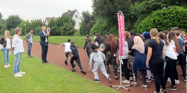 Laufen fürs Frauenhaus: Spendenlauf der STS Ehestorfer Weg