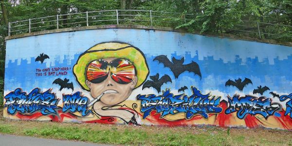 Brozilla-Graffiti ziert Harburgs kleine Freiluftgalerie an der Kuhtrift