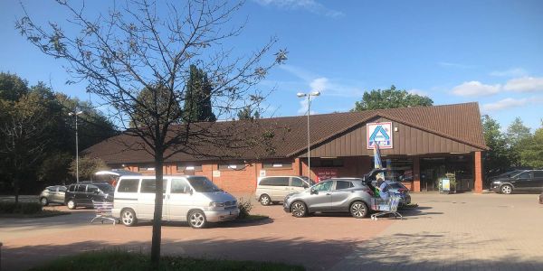 Weil Filiale an der Cuxe größer wird: Aldi gibt Standort Hausbruch auf