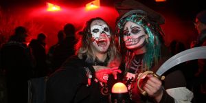 Corona und Halloween: Grusel-Häuser sagen Horror-Spektakel ab