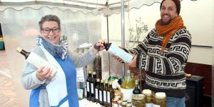 Italienisches Flair auf dem Markt: Olivenöl &amp; Co. aus der Toskana