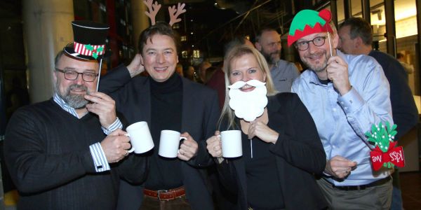 channel x-mas-Party: Glühwein, Grillwurst und Get-together