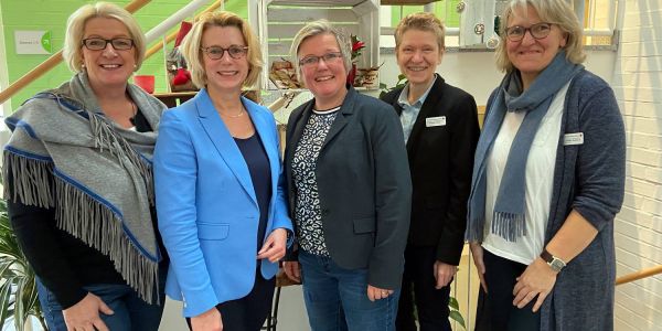 DRK-Hospiz feiert 6. Geburtstag: Rundgang mit Birgit Stöver