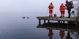 DLRG-Einsatztaucher übten bei Temperaturen um den Gefrierpunkt