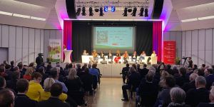 Wirtschaft traf sich beim Neujahrsempfang in der Burg Seevetal