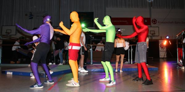 Spektakel aus Licht, Musik und Sport: „Showtime“ begeistert 600 Zuschauer