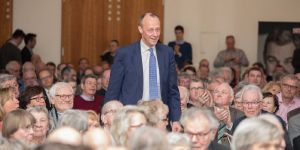 Friedrich Merz in Heimfeld: Ein Sauerländer erfreut die Basis der CDU