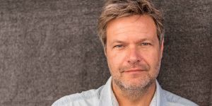 Mütter haltet eure Gretas fest: Robert Habeck kommt nach Harburg