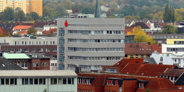 Corona: Sparkasse Harburg-Buxtehude verspricht schnelle Hilfe für Firmen