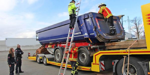 Ungewöhnlicher Umwelteinsatz für die Feuerwehr in Meckelfeld