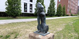 „Gepard“ aus Stadtpark wieder da: Jetzt steht er im Binnenhafen