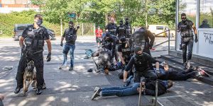 Spektakuläre Festnahme: Polizei gelingt Schlag gegen Dealergruppe
