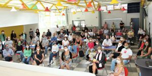 Mit Maske und Hygieneregeln: Donnerstag ging die Schule wieder los