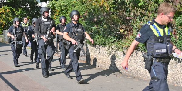 Nach Bedrohung: Großeinsatz der Polizei an der GSH