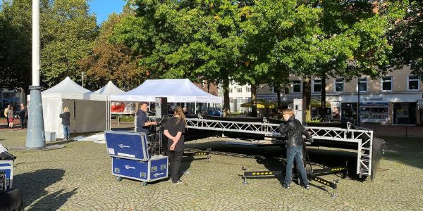Vier Bands: Heute Abend gibt es auf dem Rathausplatz was auf die Ohren