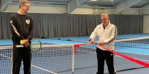 Aufschlag auf höchstem Niveau: HTB weiht neue Tennishalle ein