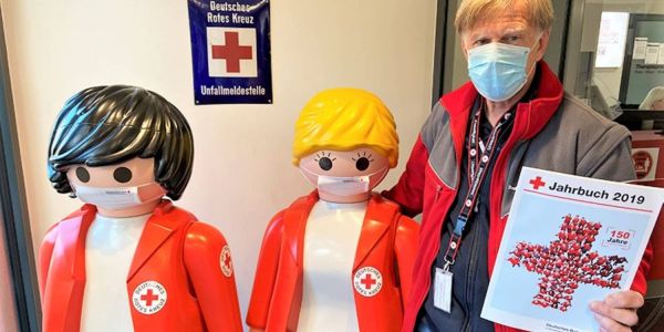 Harburger DRK: Lothar Bergmann bleibt ehrenamtlicher Präsident