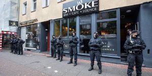 Nach Schießerei mit einem Verletzten: Razzia in der Wilstorfer Straße