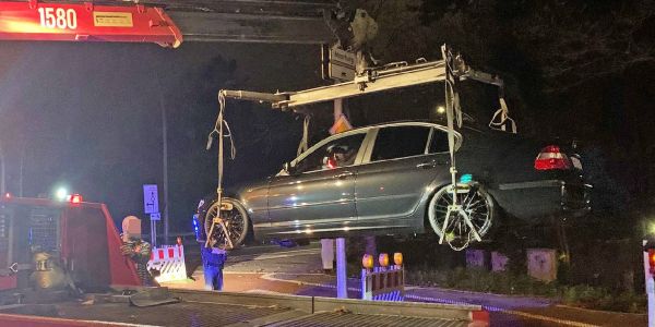 Autos und Führerscheine nach illegalem Rennen sichergestellt