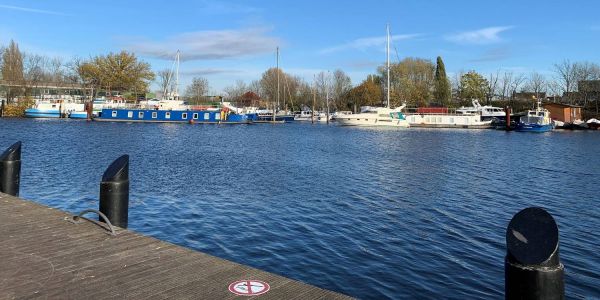 Sonnenschein am Sonntag im Binnehafen