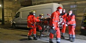Wilstorf: Betrunkener stürzt samt Fenster aus der Wohnung