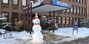 &quot;Verstärkung&quot; für die Polizei Neugraben: Der &quot;Neue&quot; ist ein eiskalter Typ