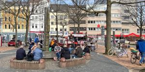 Lust auf Frühling am Sonnabend auf dem Harburger Wochenmarkt