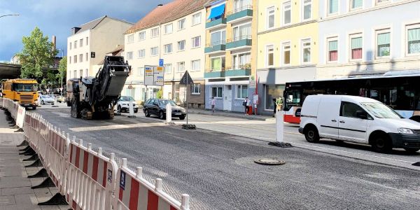 Winsener Straße:  Jetzt einspurig und Ende der Woche Einbahnstraße