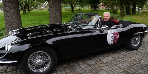 Abfahrt zur 8. Hamburg Car Classics Rallye in der Ballinstadt Hamburg.