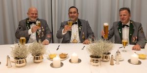 Die Garde des Königs traf sich zum traditionellen Grünkohlessen