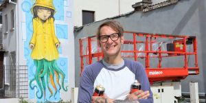 Bernd Muss und sein Krakenmädchen: Rechtzeitig zum Finale fertig