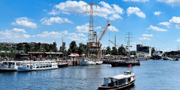 Harburger Binnenhafenfest gestartet: Zwei Tage Programm am Wasser