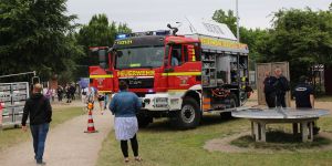 50 Jahre FF Maschen: Blaulichtmeile zum Jubiläum der Feuerwehr