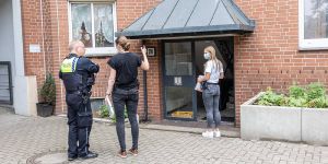 Neugraben: Ein Toter nach Trinkgelage in einer Wohnung