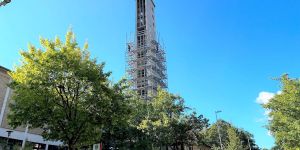 Harburgs maroder Kirchturm: Baugerüst fast fertig – dann beginnt der Abriss