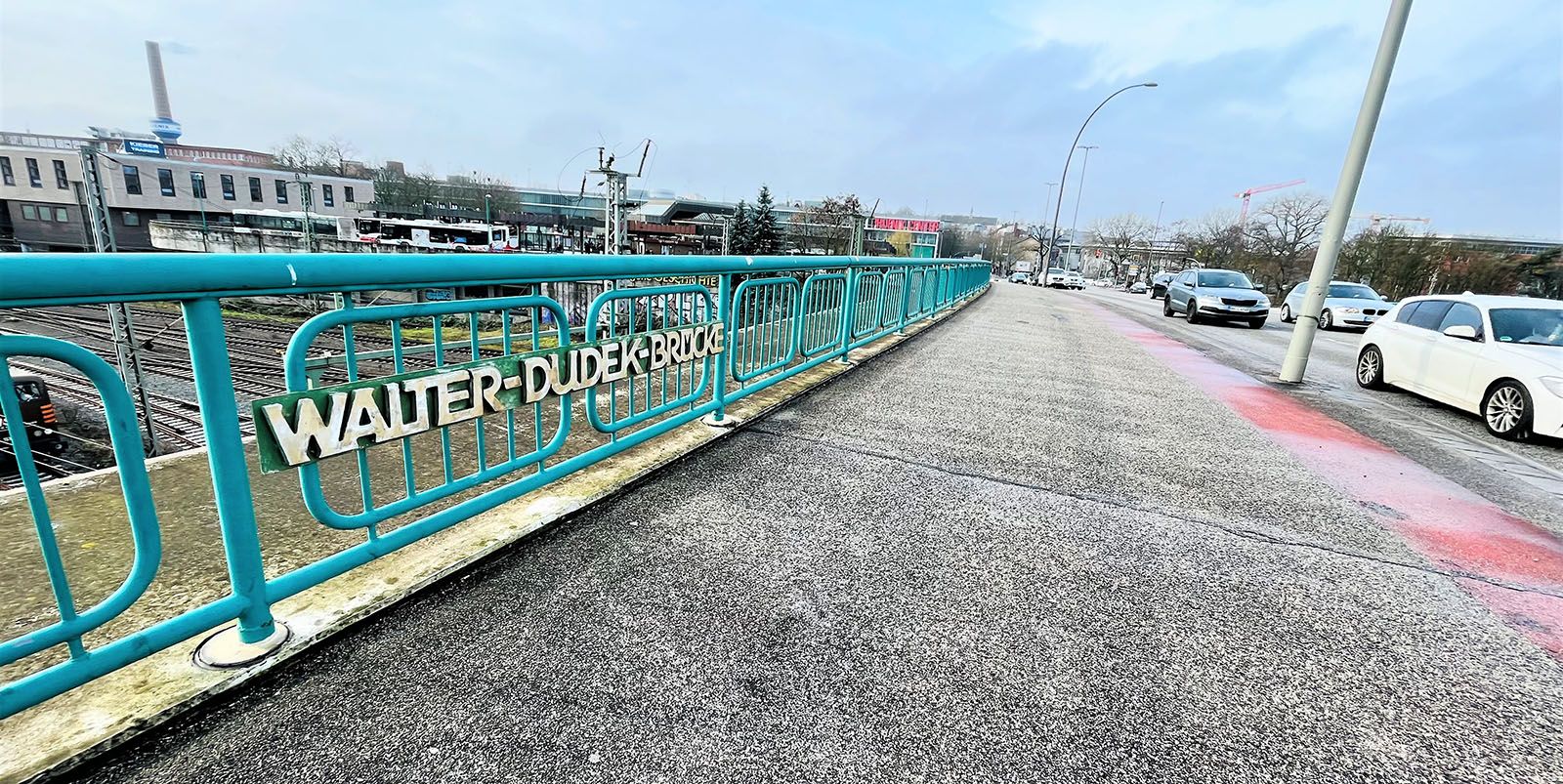 Die Walter-Dudek-Brücke muss dringend instand gesetzt werden. Foto Christian Bittcher