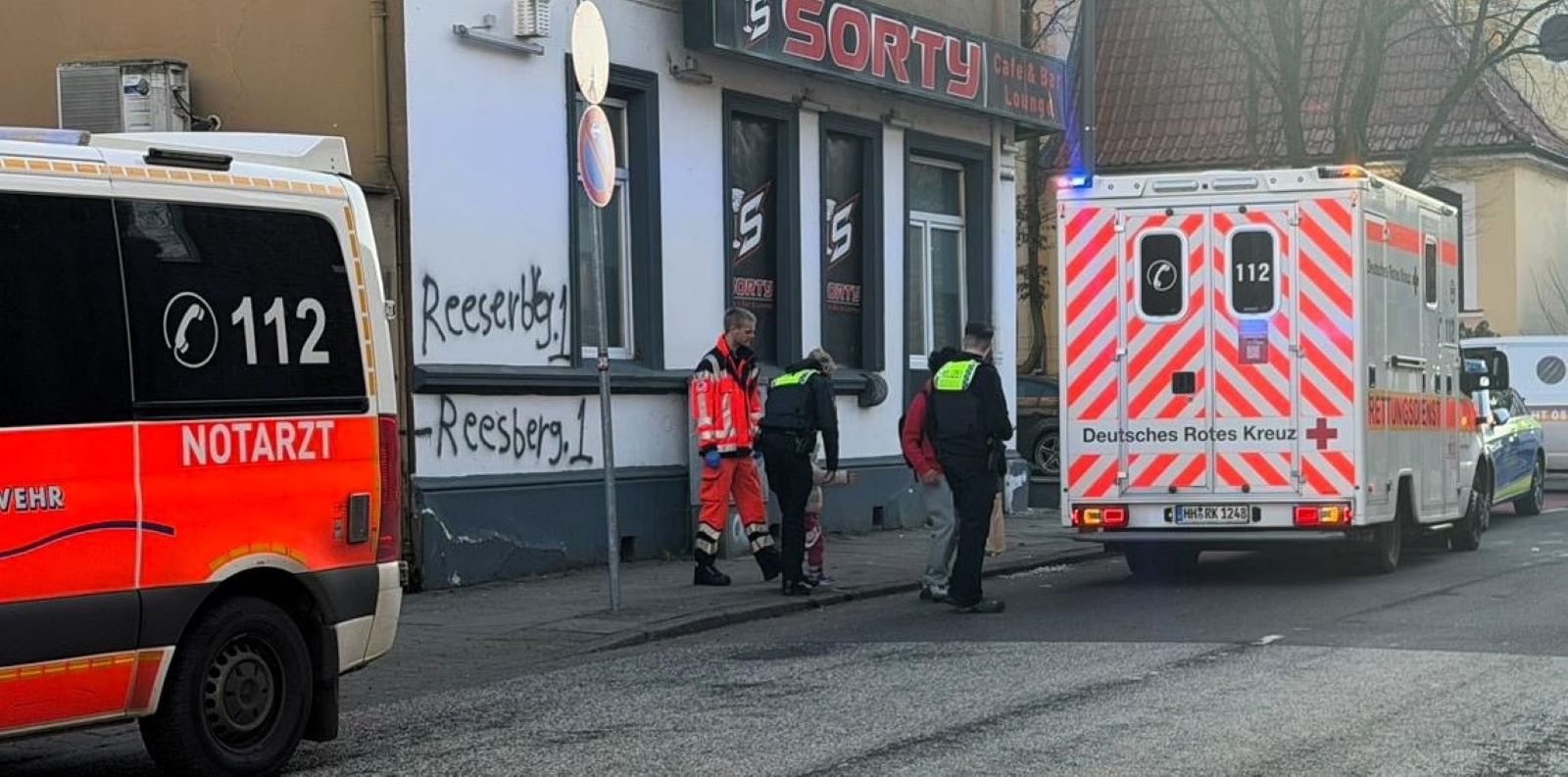 Schwerer Unfall in Wilstorf: Mutter überrollt – Fahrer flüchtet