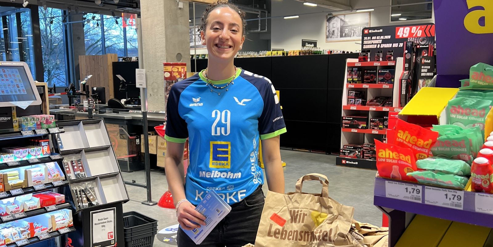 Erfolgreiche Spendenaktion des Volleyball-Team Hamburg für die Tafel