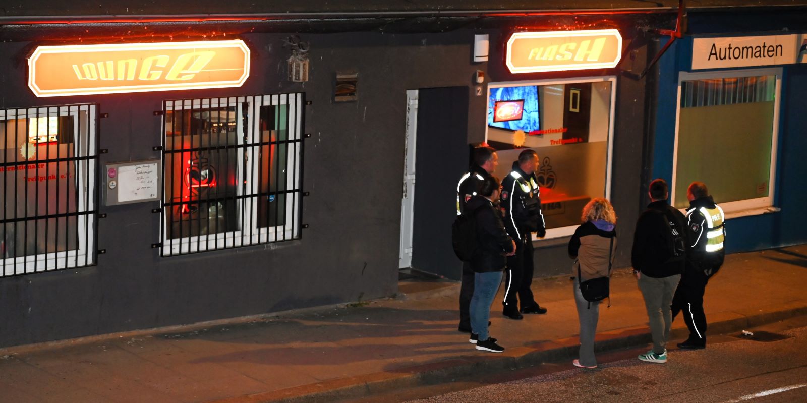 Illegales Glücksspiel: Großeinsatz in Harburg bis in die frühen Morgenstunden