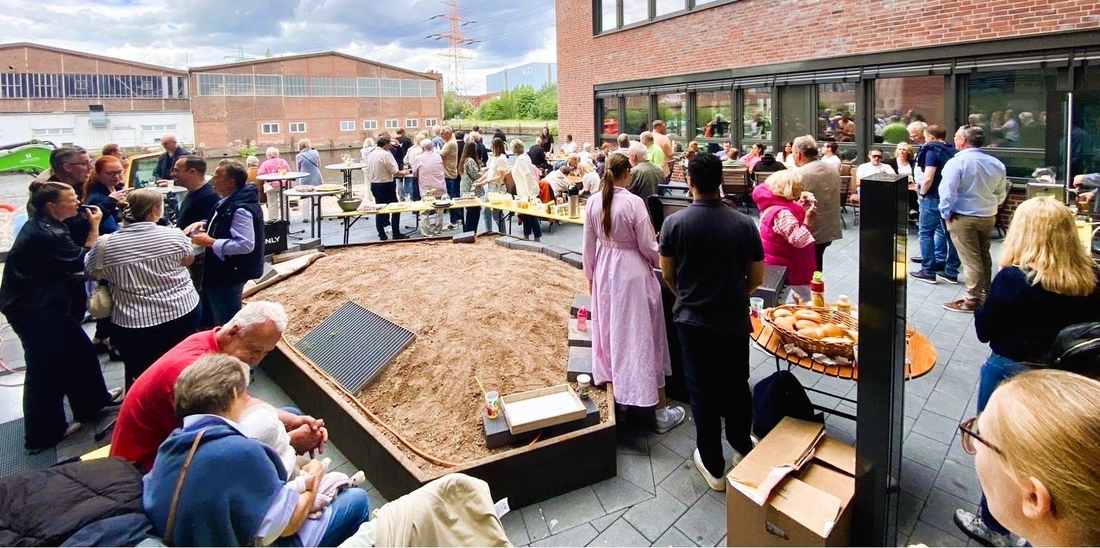 26. Jazz-Frühschoppen: Familie Mönke sammelt 2.500 Euro für  soziale Projekte