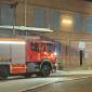 Feuer in Lagerhalle: Großeinsatz für die Feuerwehr im Binnenhafen