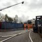 Großeinsatz in Wilhelmsburg: Feuer in einer Lagerhalle mit Gasflaschen