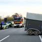 Anhänger nach Unfall in Leitplanke verkeilt: Einsatz für die Feuerwehr auf der A1