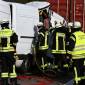 Lieferwagen kracht ungebremst in Lkw: Beifahrer stirbt bei Unfall auf der A7