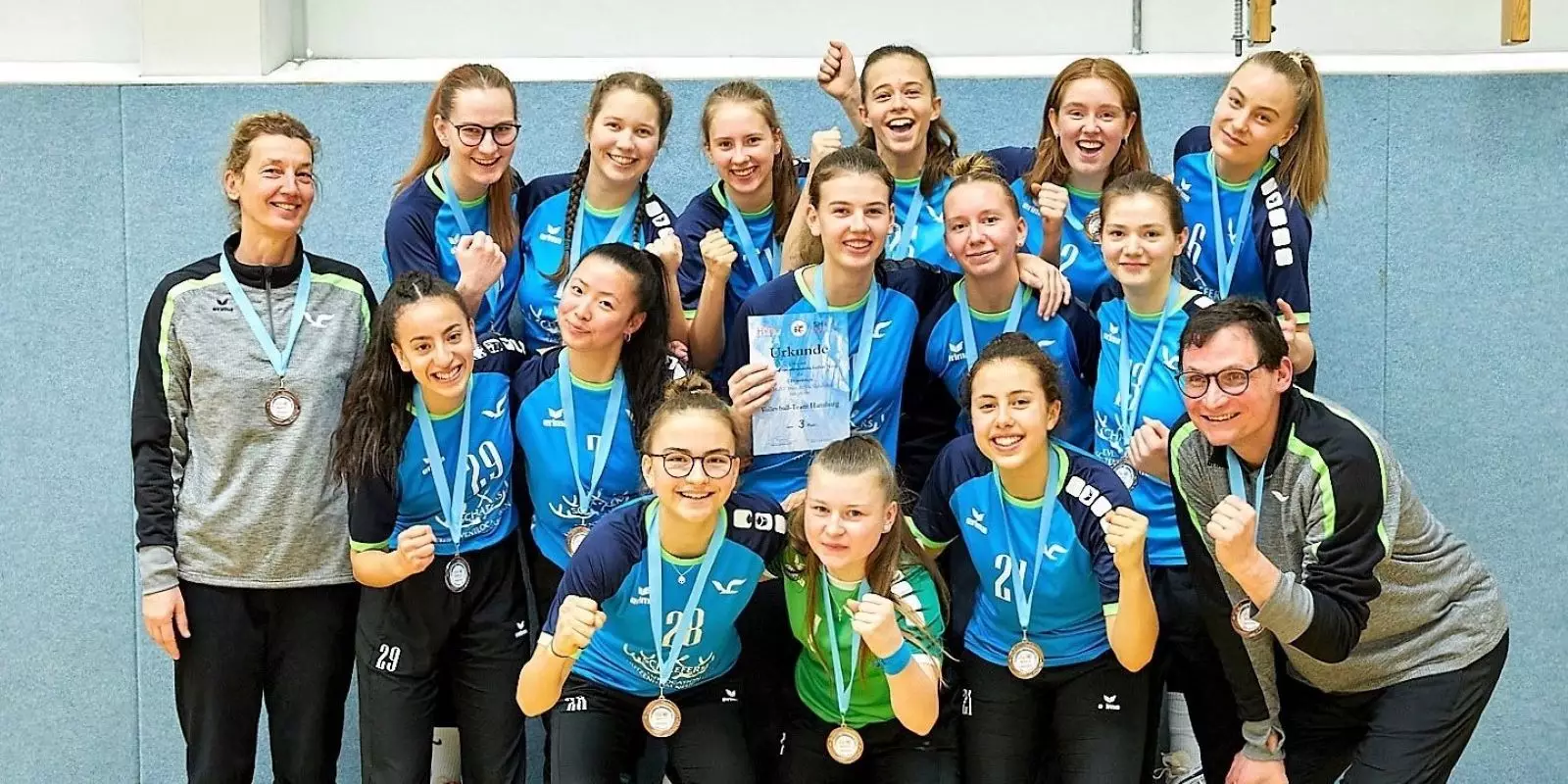 Die U18-Mannschaft des VTH mit ihren Bronzemedaillen. Foto: Andreas Beckmann/VTH