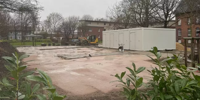 Für die Zelte vorbereitete Fläche in der Wetternstraße. Foto: zv