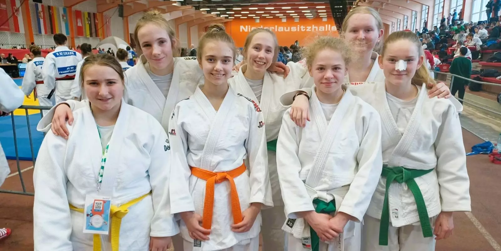 Als jüngstes Team bei den U18-Meisterschaften: Die Judo-Amazonen aus Harburg. Foto: privat