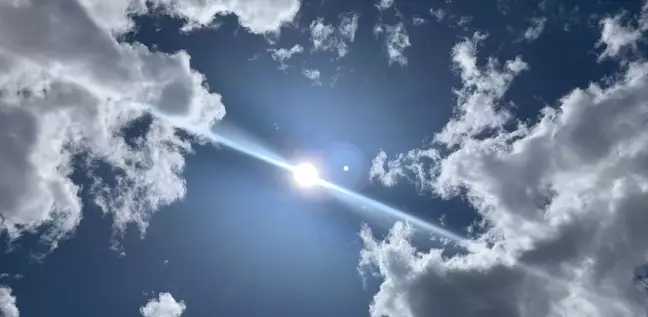 In den kommenden beiden Tagen erwartet Harburg Stadt und Land Temperaturen über 30 Grad im Schatten. Foto: cb 
